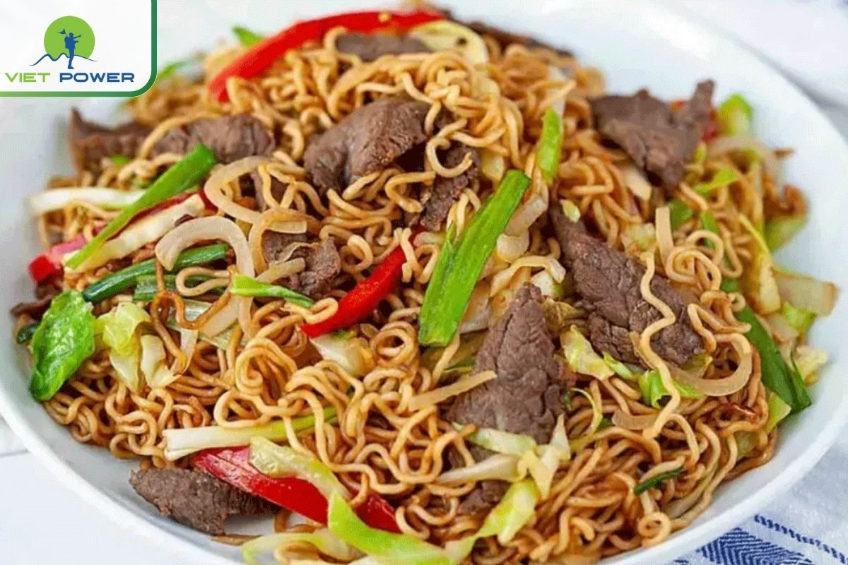 4 Best Places to Try Vietnamese Beef Stir Fry Noodles